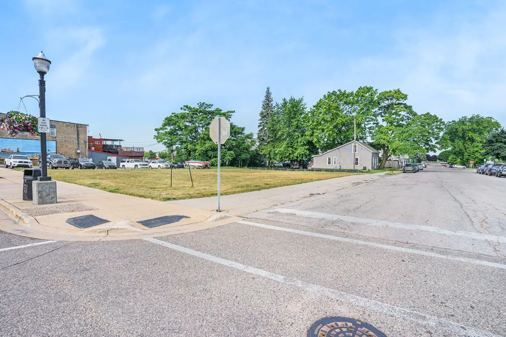 302 S James Street Ludington City, MI 49431