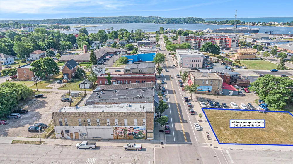 302 S James Street Ludington City, MI 49431
