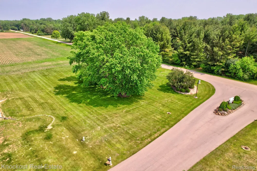 Evergreen Trail Tuscola Township, MI 48768
