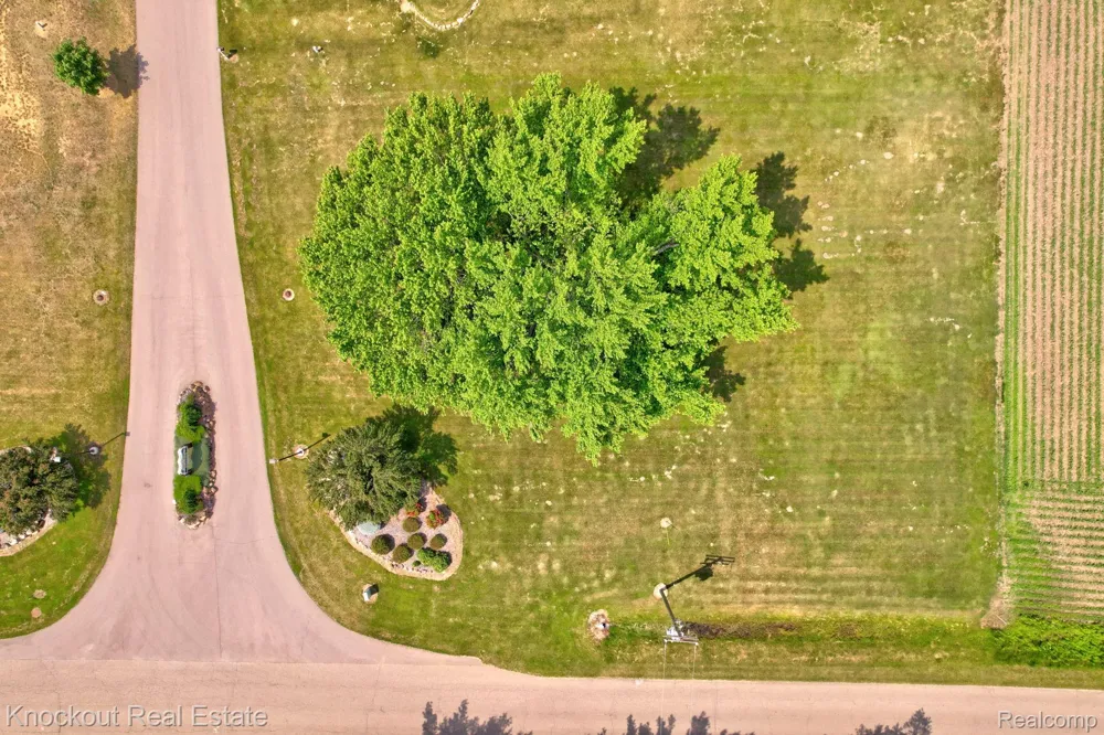 Evergreen Trail Tuscola Township, MI 48768