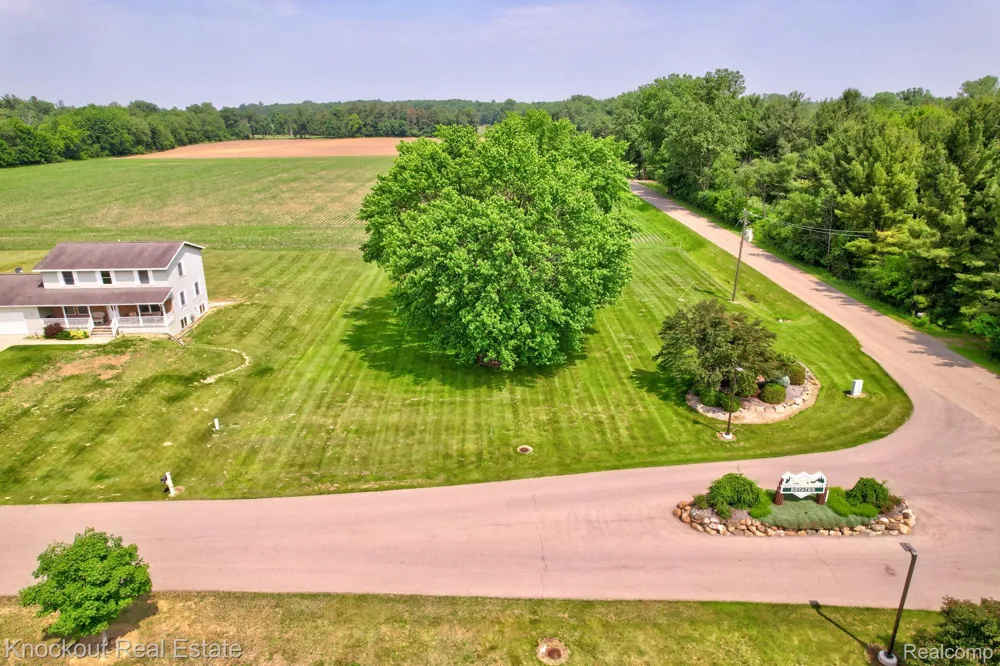 Evergreen Trail Tuscola Township, MI 48768