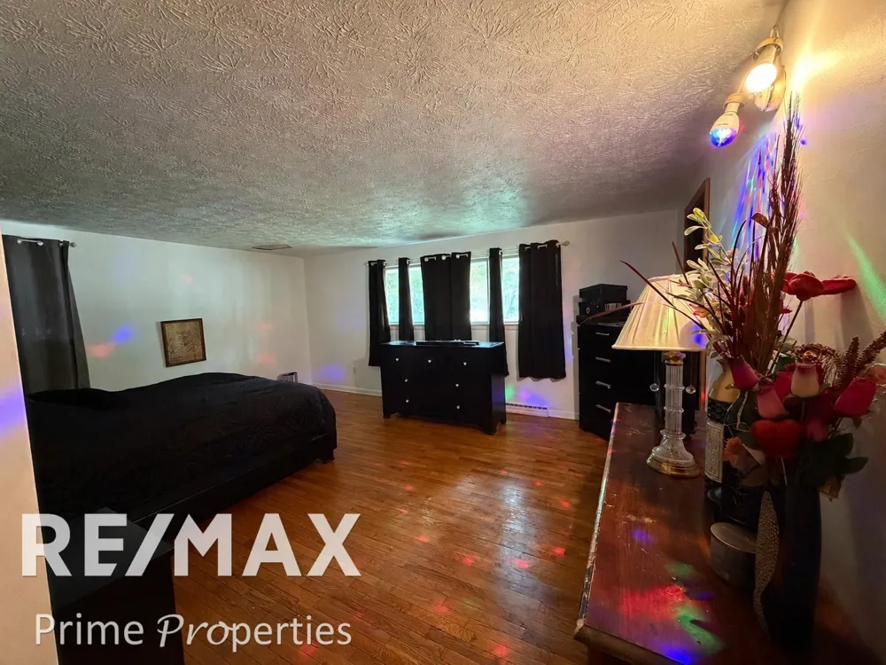 3195 Dixie Court Bridgeport Charter Township, MI 48601