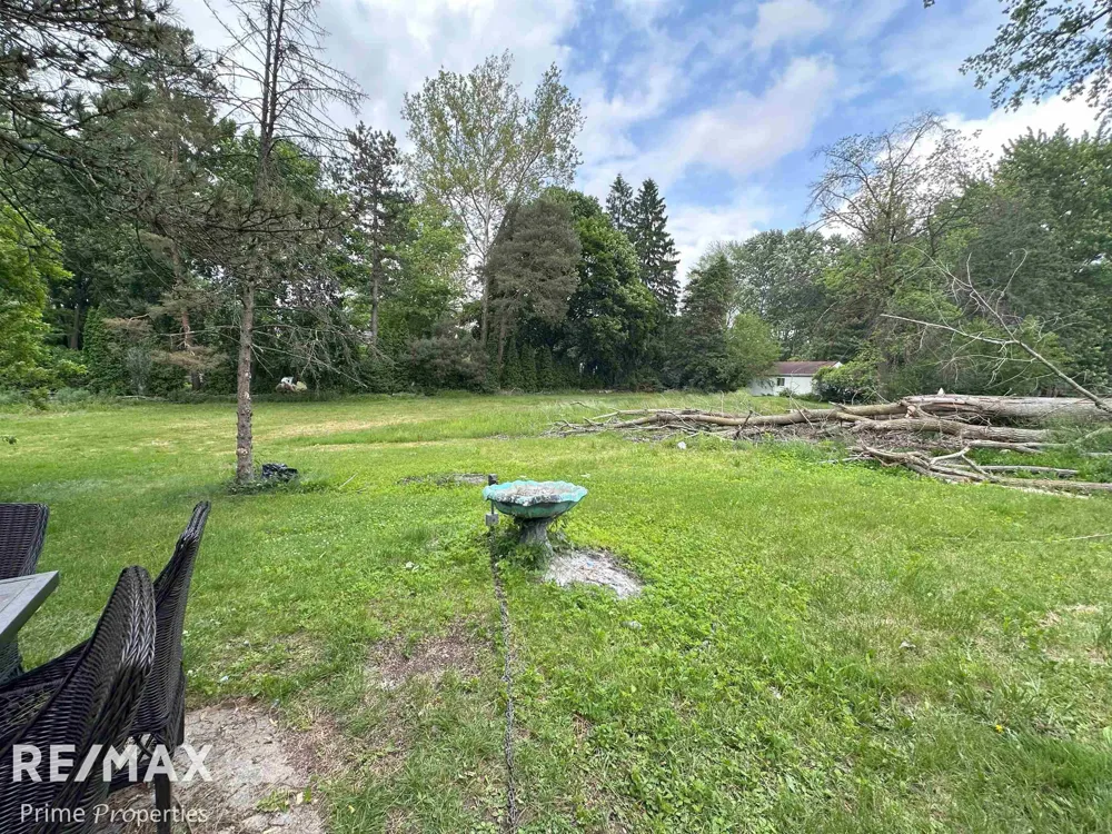 3195 Dixie Court Bridgeport Charter Township, MI 48601