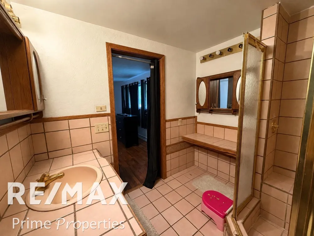 3195 Dixie Court Bridgeport Charter Township, MI 48601
