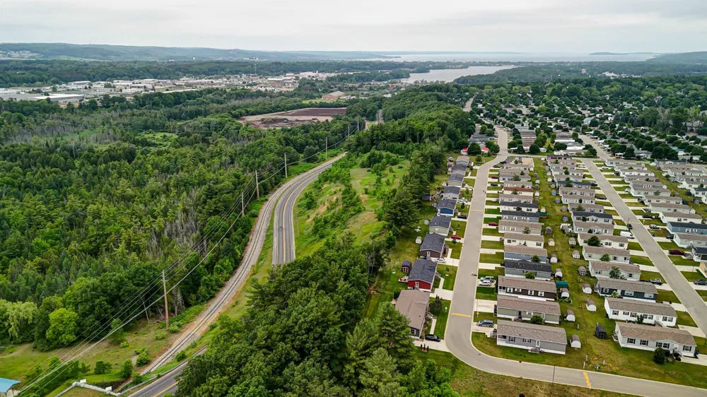 2050 Keystone Garfield Charter Township, MI 49686