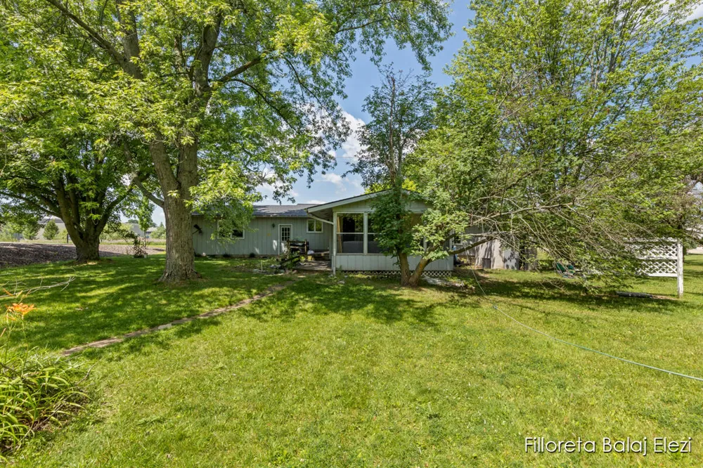 5640 Kraft Avenue SE Cascade Charter Township, MI 49512