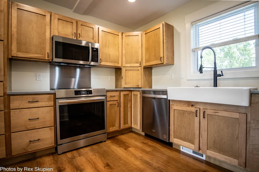 17090 Kenowa Avenue Tyrone Township, MI 49330