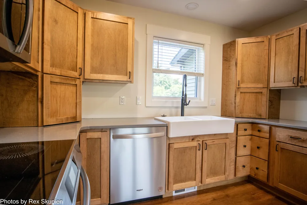 17090 Kenowa Avenue Tyrone Township, MI 49330