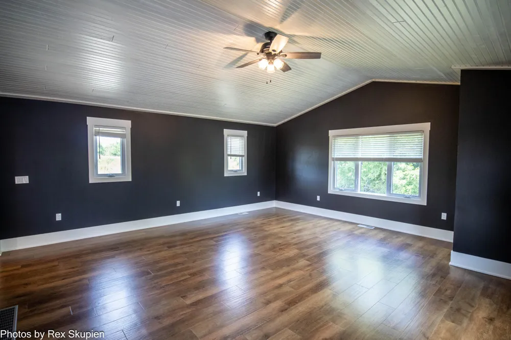 17090 Kenowa Avenue Tyrone Township, MI 49330