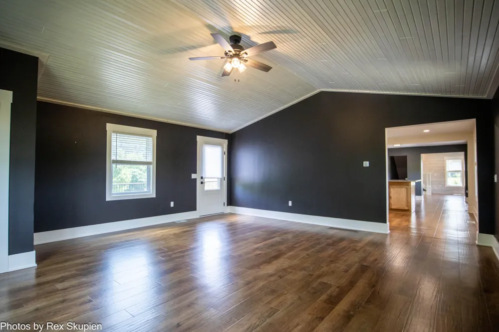 17090 Kenowa Avenue Tyrone Township, MI 49330