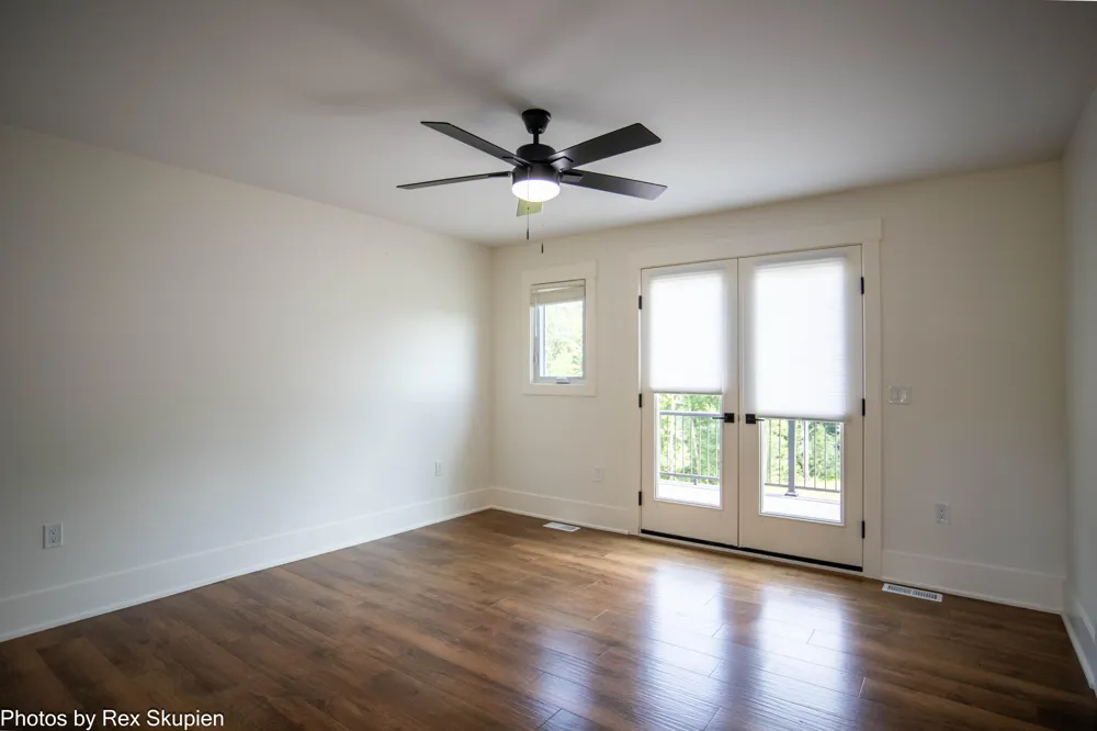 17090 Kenowa Avenue Tyrone Township, MI 49330