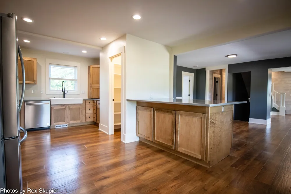 17090 Kenowa Avenue Tyrone Township, MI 49330