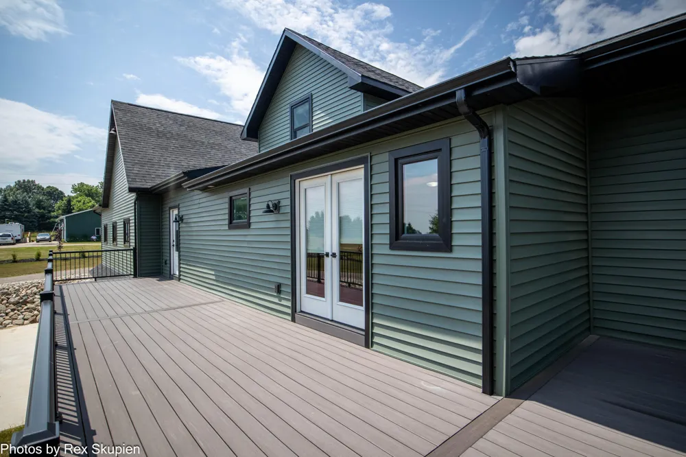 17090 Kenowa Avenue Tyrone Township, MI 49330