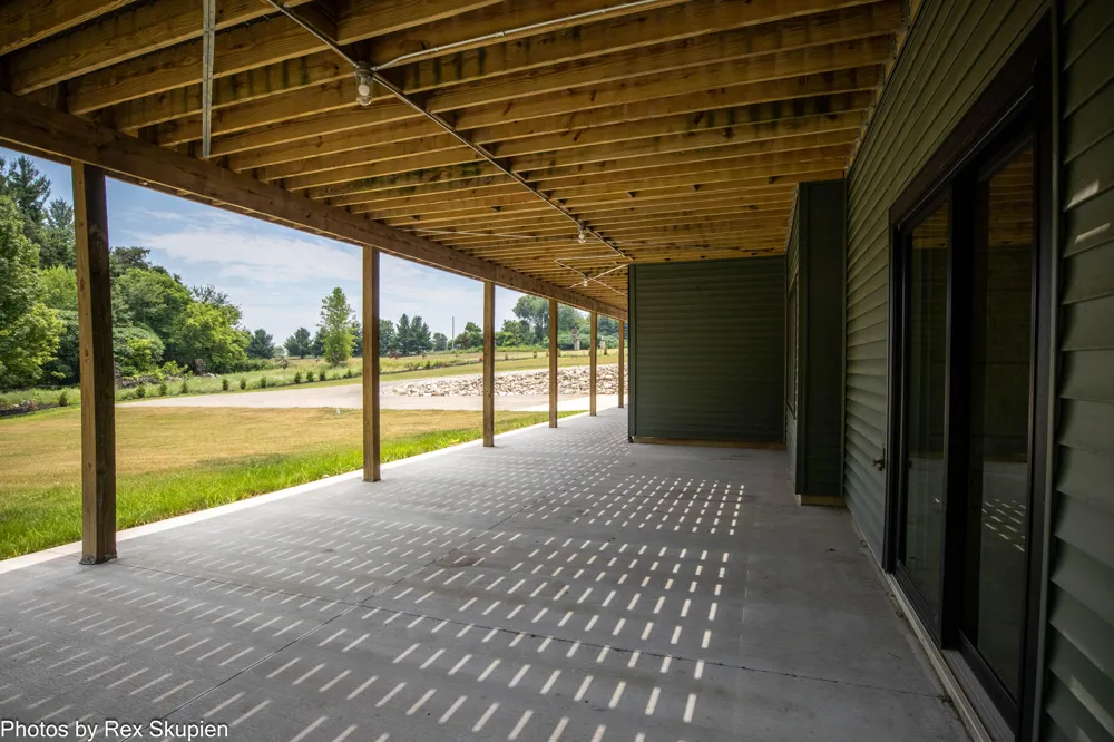 17090 Kenowa Avenue Tyrone Township, MI 49330