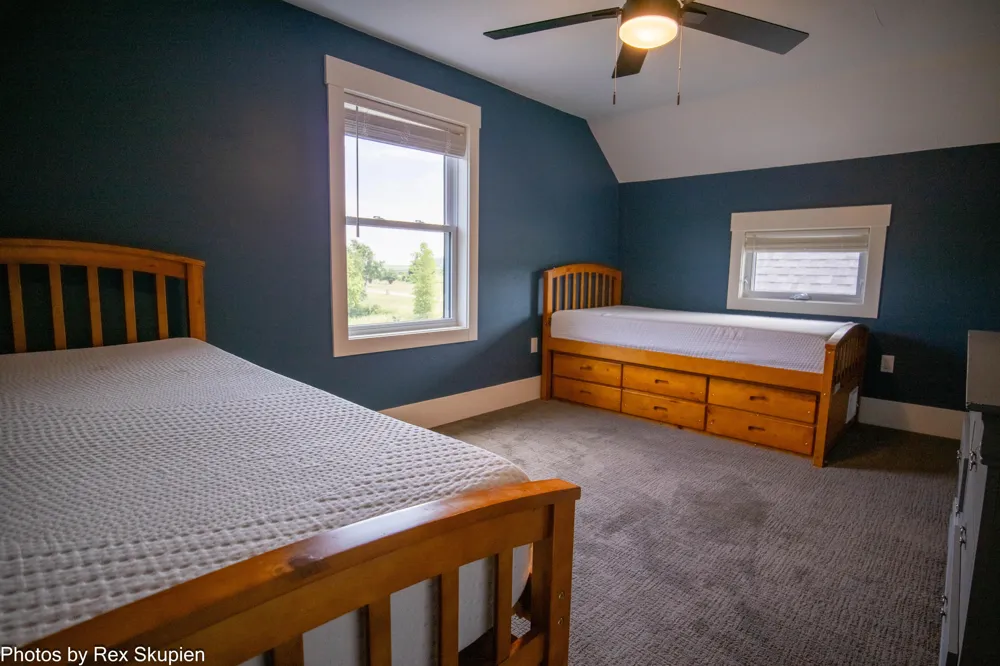 17090 Kenowa Avenue Tyrone Township, MI 49330