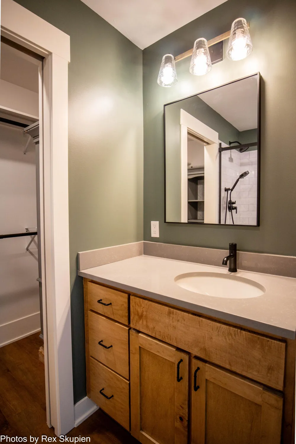17090 Kenowa Avenue Tyrone Township, MI 49330