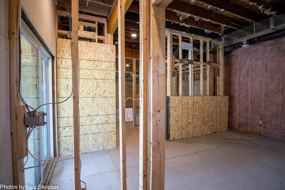 17090 Kenowa Avenue Tyrone Township, MI 49330