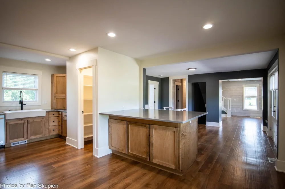 17090 Kenowa Avenue Tyrone Township, MI 49330