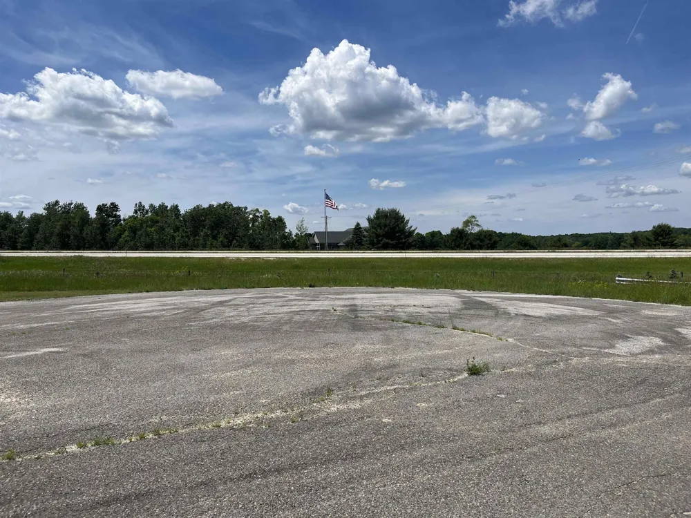 8474 M-115 Clam Lake Township, MI 49601