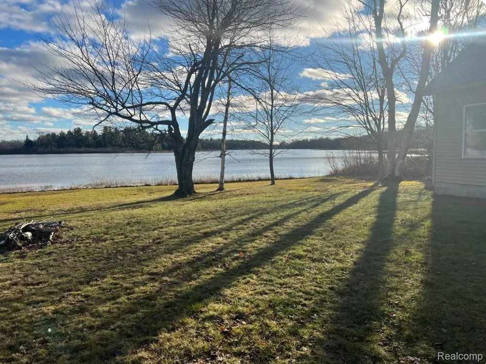 33902 W Birch Shores Drive Trout Lake Township, MI 49793