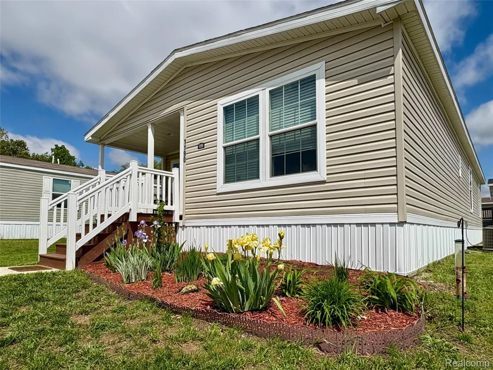 1190 Primrose Court Albion City, MI 49224