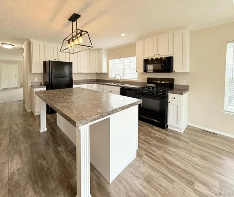 1190 Primrose Court