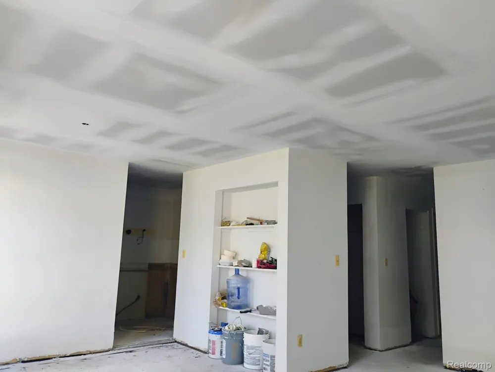 22100 Dante Street Oak Park City, MI 48237