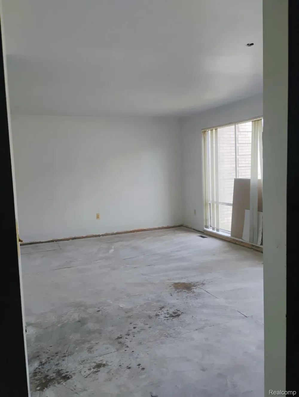 22100 Dante Street Oak Park City, MI 48237