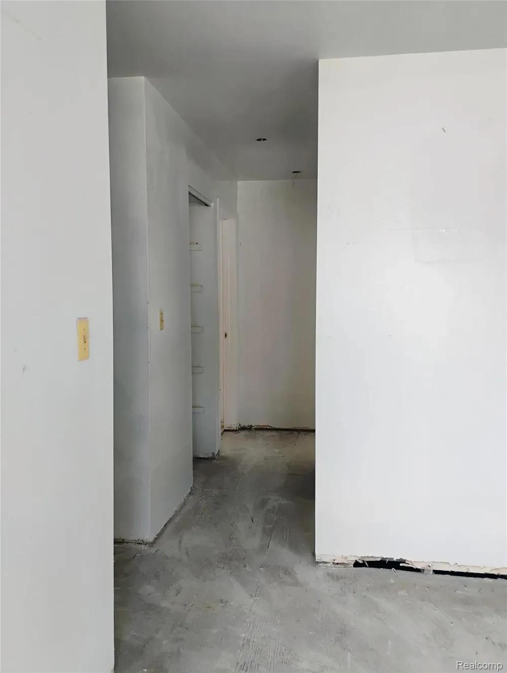 22100 Dante Street Oak Park City, MI 48237