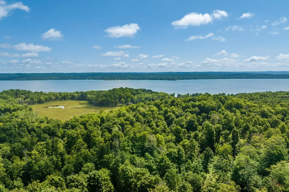 Hjelte Road Torch Lake Township, MI 49648