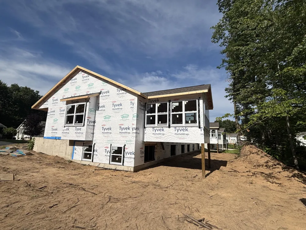 1516 W Addison Way Laketon Township, MI 49445