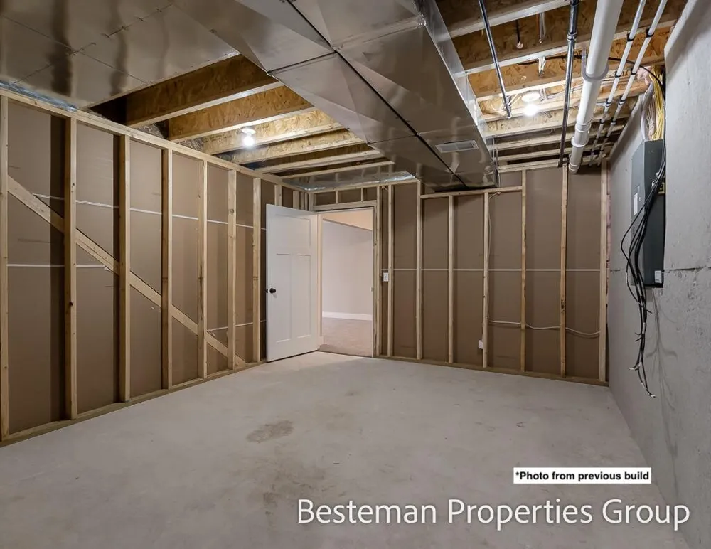 1516 W Addison Way Laketon Township, MI 49445