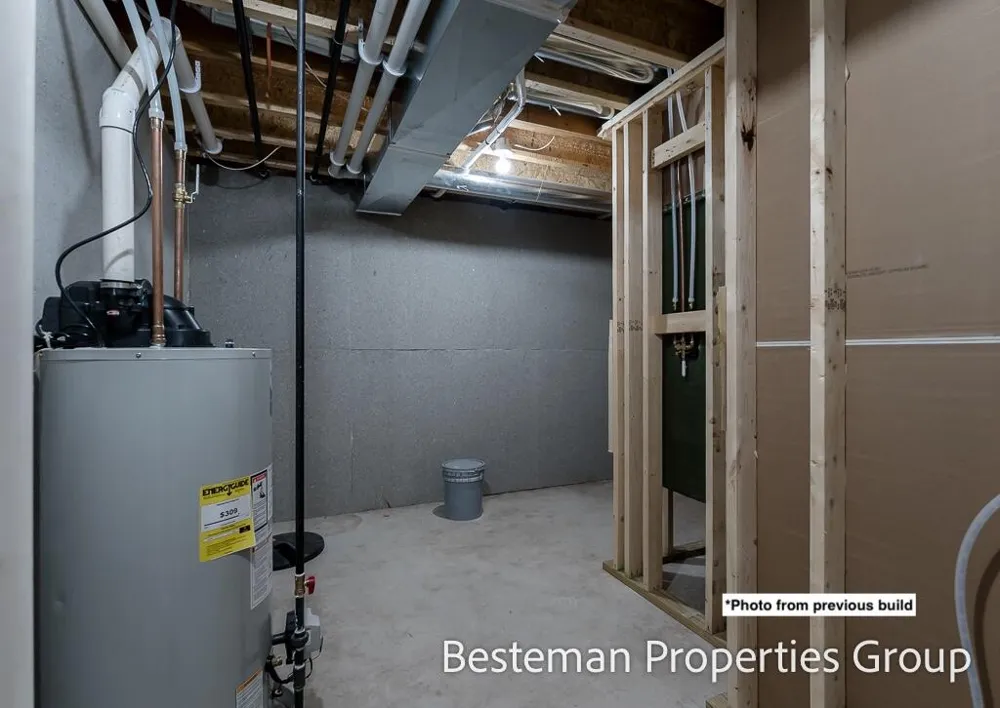 1516 W Addison Way Laketon Township, MI 49445