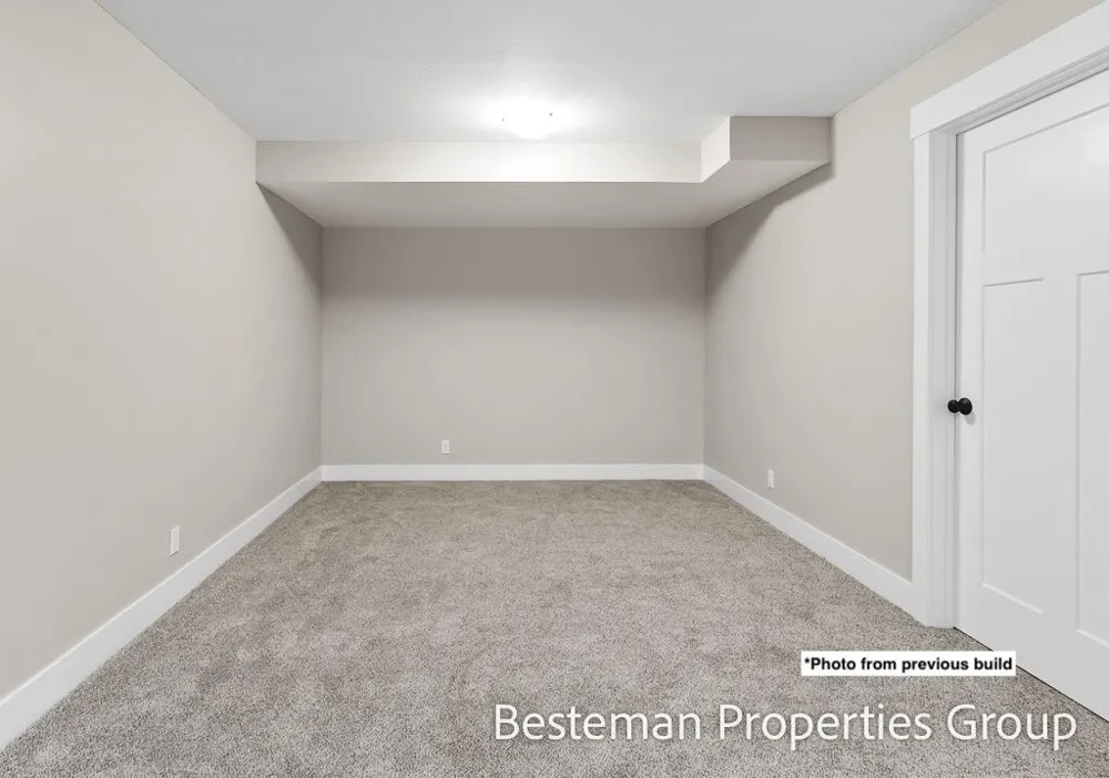 1516 W Addison Way Laketon Township, MI 49445