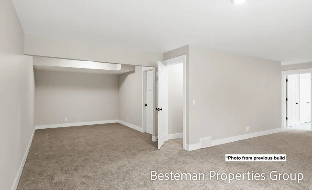 1516 W Addison Way Laketon Township, MI 49445