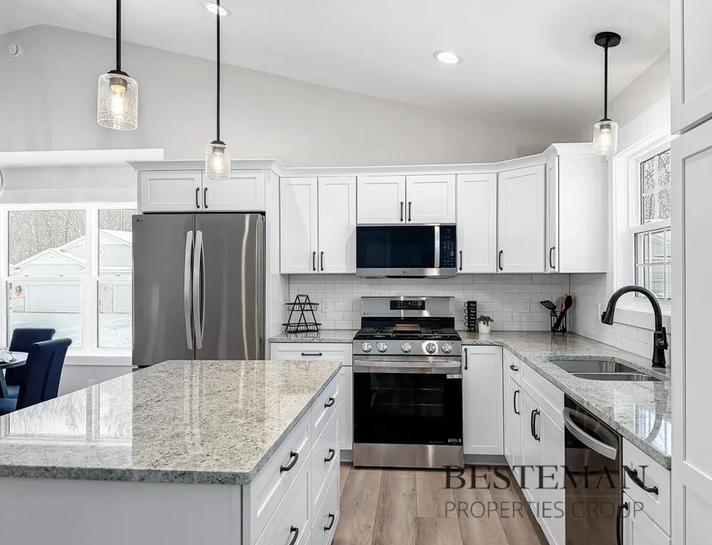 1516 W Addison Way Laketon Township, MI 49445