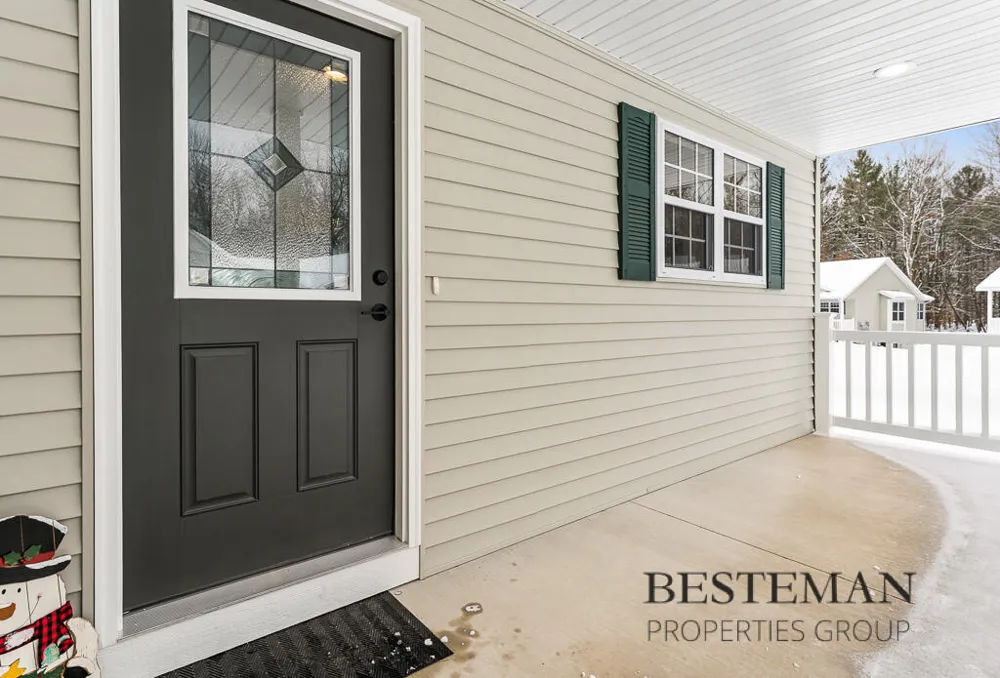 1516 W Addison Way Laketon Township, MI 49445