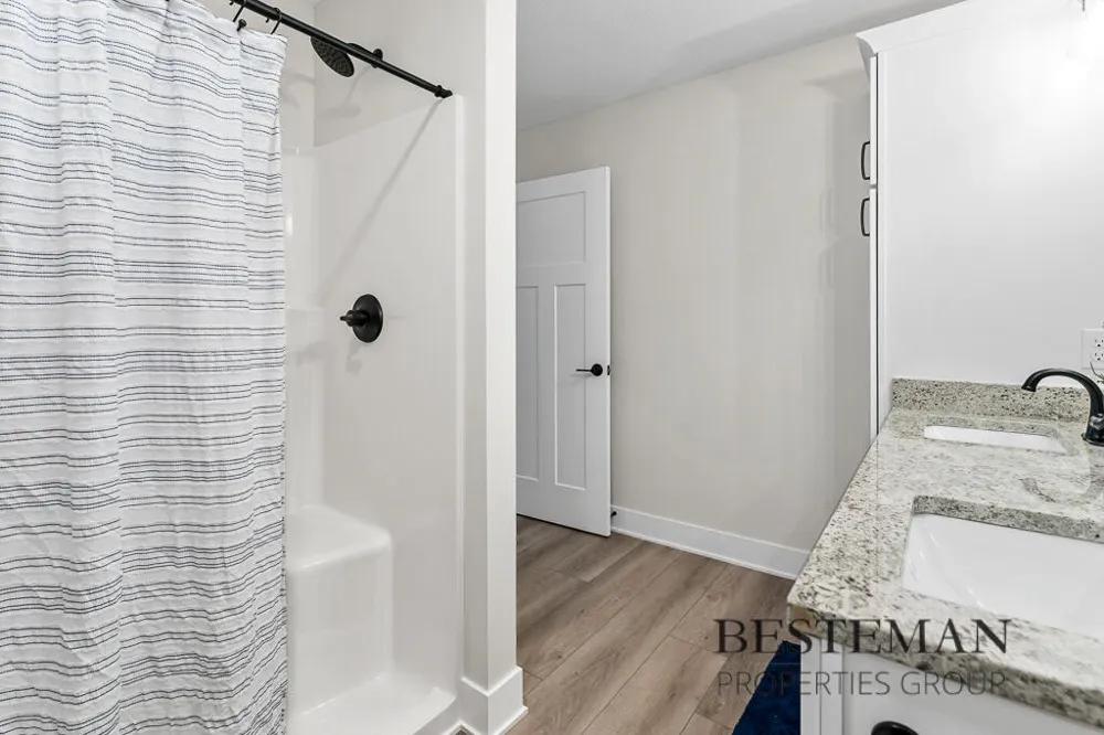 1516 W Addison Way Laketon Township, MI 49445