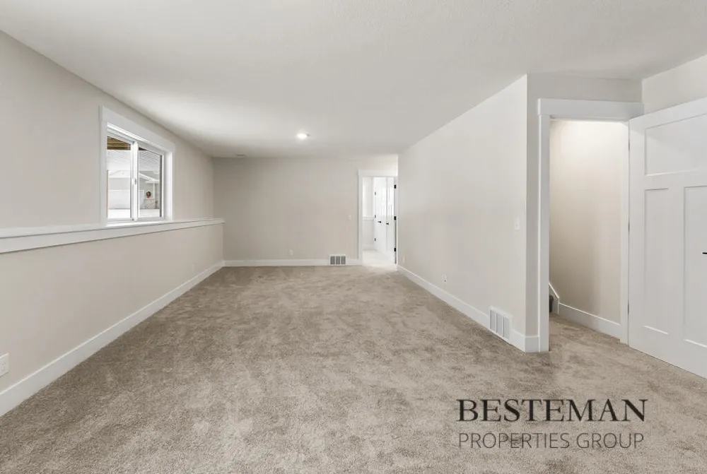 1516 W Addison Way Laketon Township, MI 49445