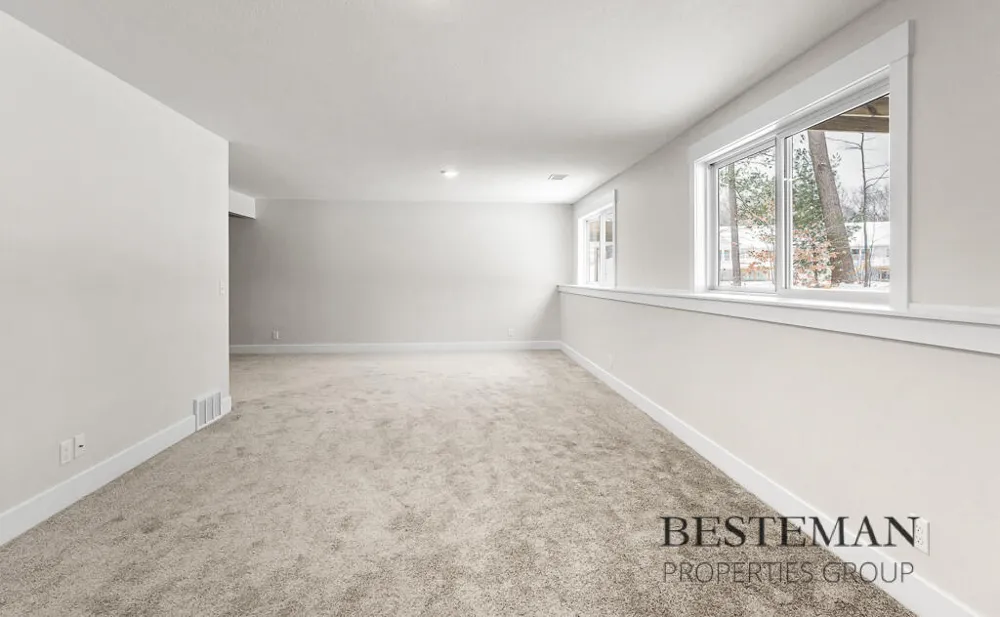 1516 W Addison Way Laketon Township, MI 49445