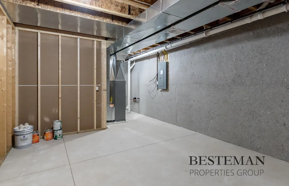 1516 W Addison Way Laketon Township, MI 49445