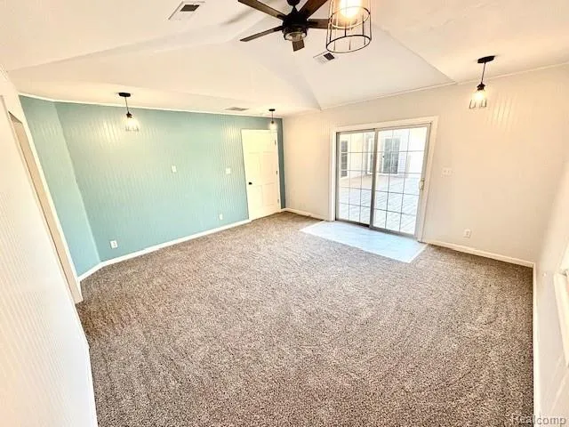 2095 M 140 Benton Harbor City, MI 49022