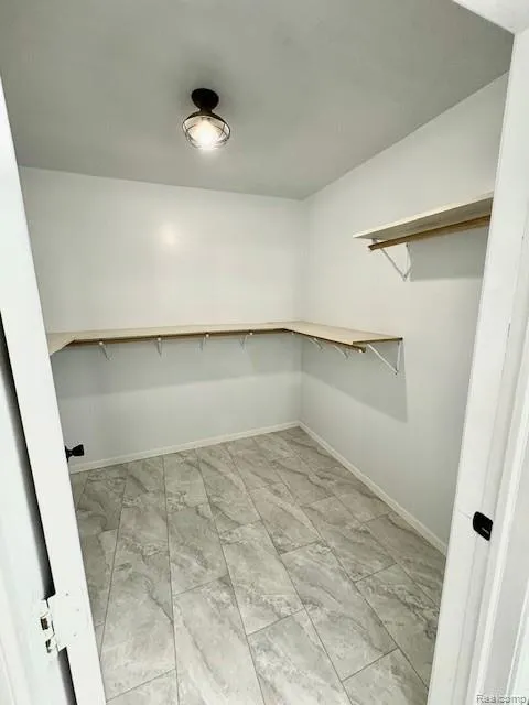 2095 M 140 Benton Harbor City, MI 49022