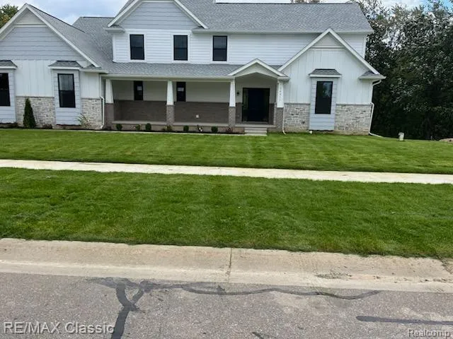 1 Buttercup Trail Milford Charter Township, MI 48381