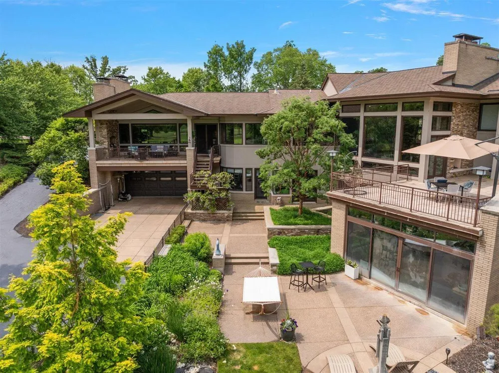 1878 Watermark Drive SE Cascade Charter Township, MI 49546