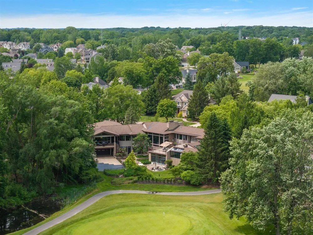 1878 Watermark Drive SE Cascade Charter Township, MI 49546