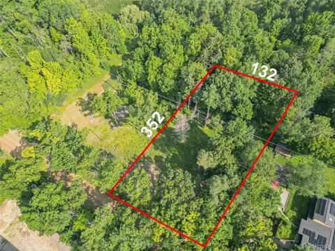 7230 Walnut Lake Rd Road