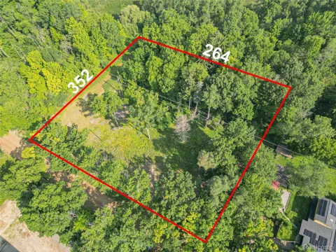 7230 Walnut Lake Road Road