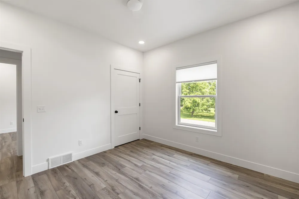 202 W Carpenter Street Charlevoix Township, MI 49720
