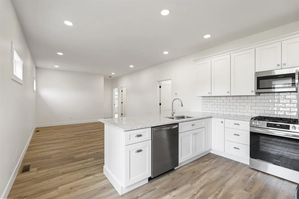202 W Carpenter Street Charlevoix Township, MI 49720